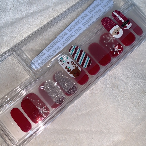 NEW & Used Dashing Diva Gloss Nail Strips 2 packages Holiday - Picture 7 of 8